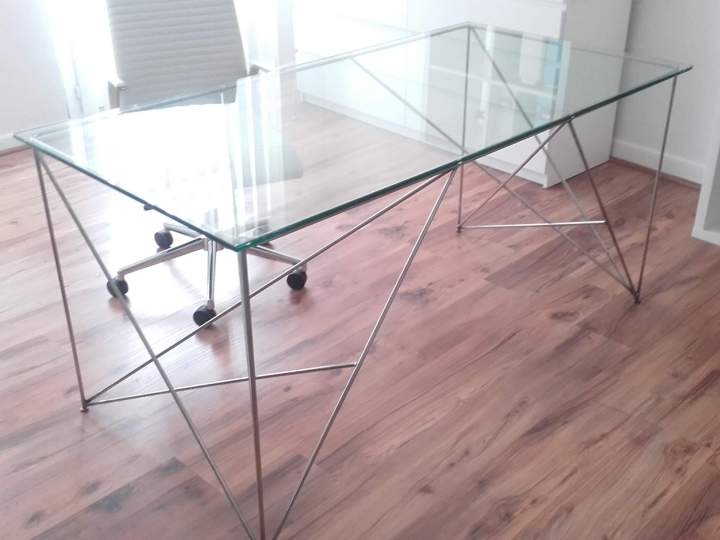 Bureau inox ligne design Toulouse